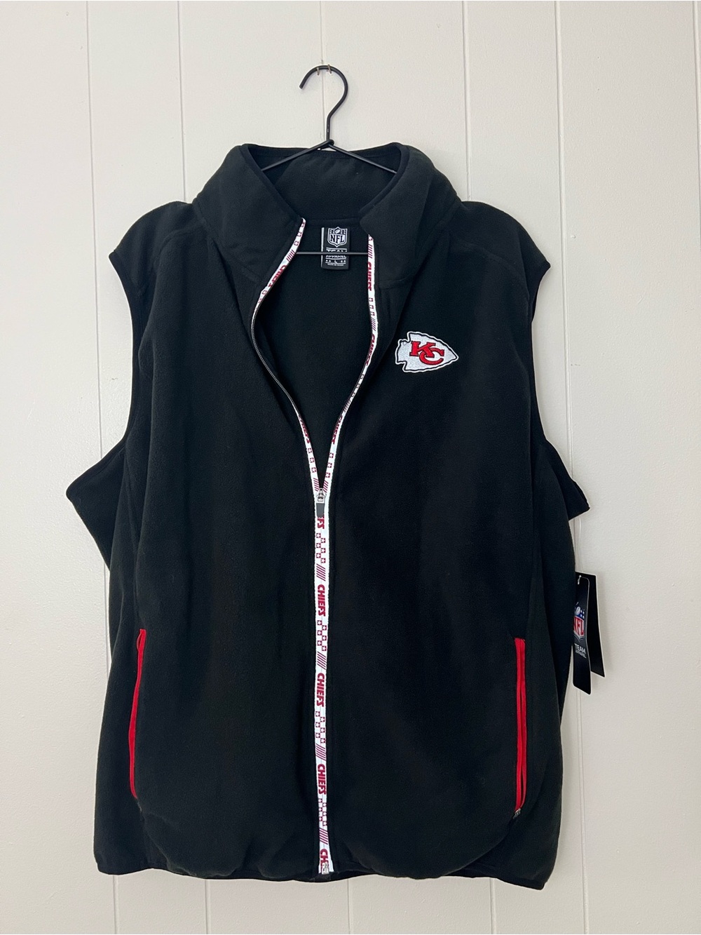 NFL Team Apparel Kansas City Chiefs Black Fleece Zip Up Vest Men’s Large